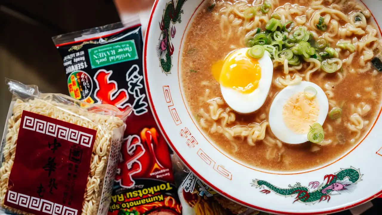Pierwszy ramen? Wybierz idealny smak i jedz jak Japończyk!