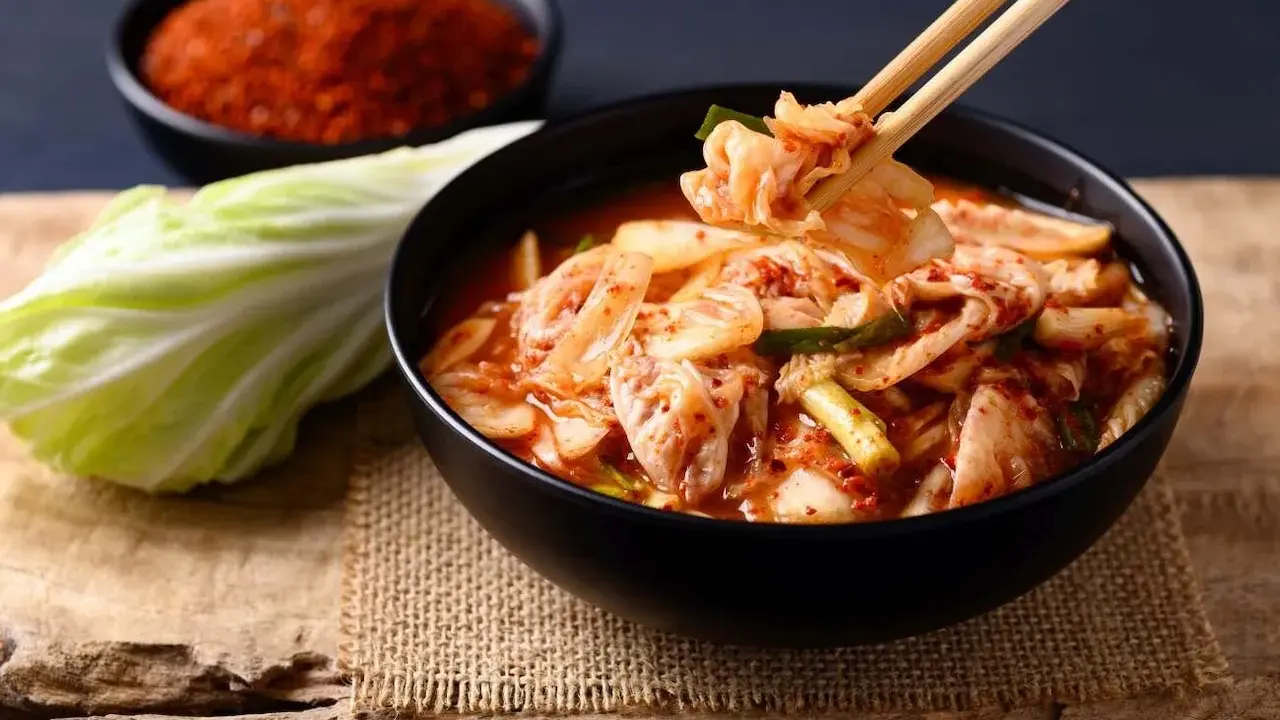 Masz kimchi? Co z nim zrobić? Przepisy, porady, fusion smaków.