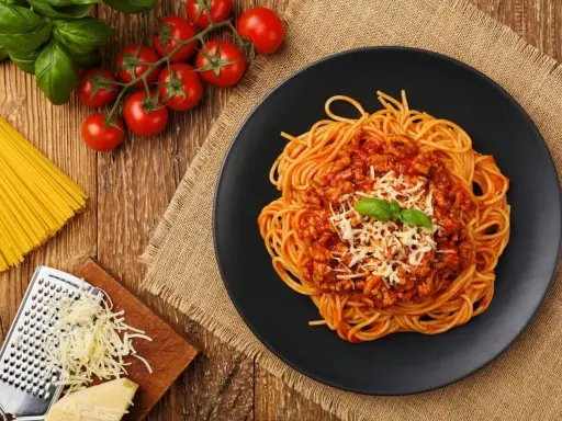 Idealny sos do spaghetti z przecieru? Zrobisz go w 15 min!