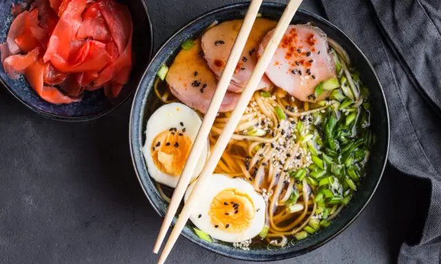 Ramen: Jak smakuje? Od umami po Tonkotsu pełny przewodnik