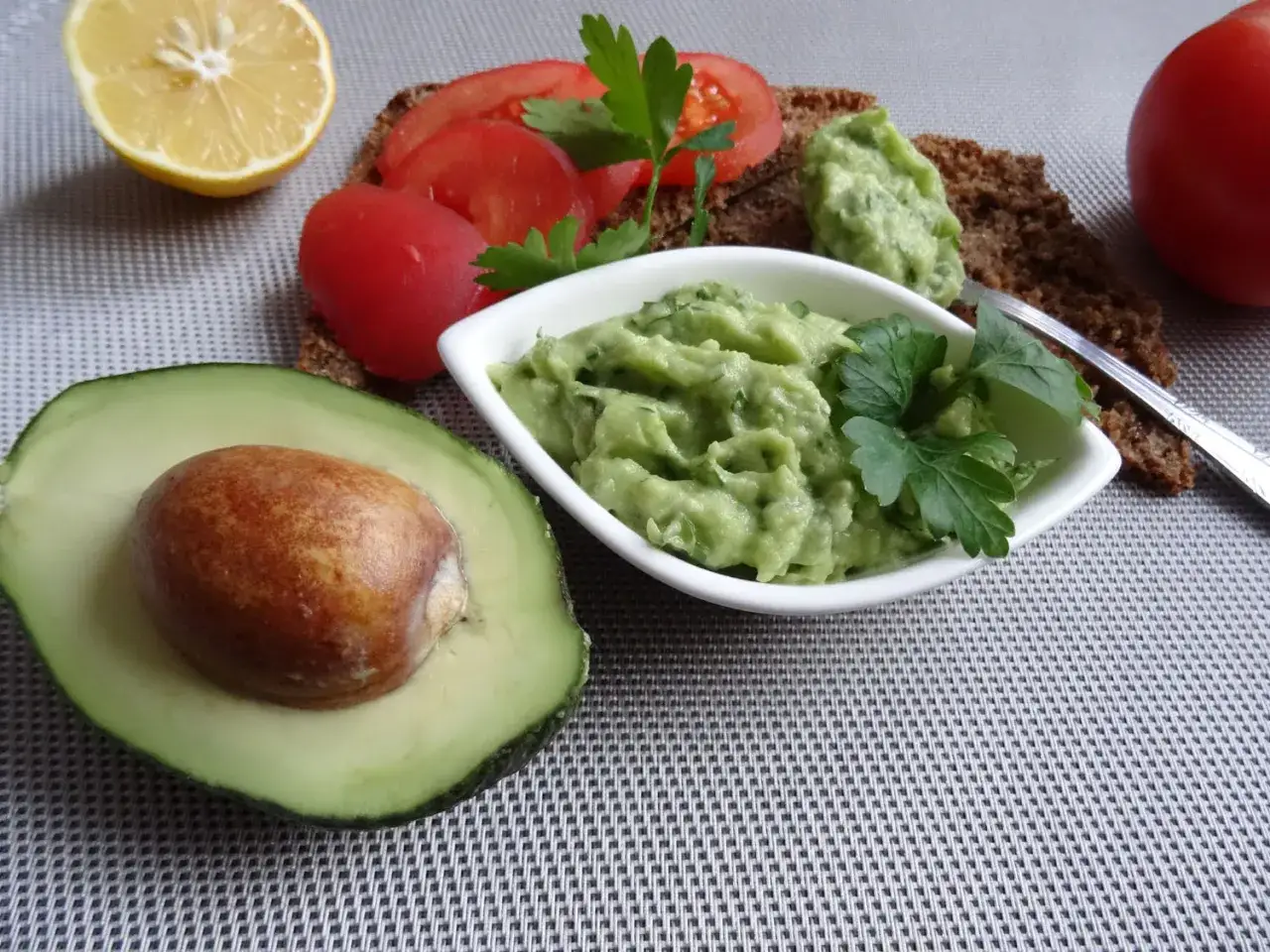 smutne guacamole